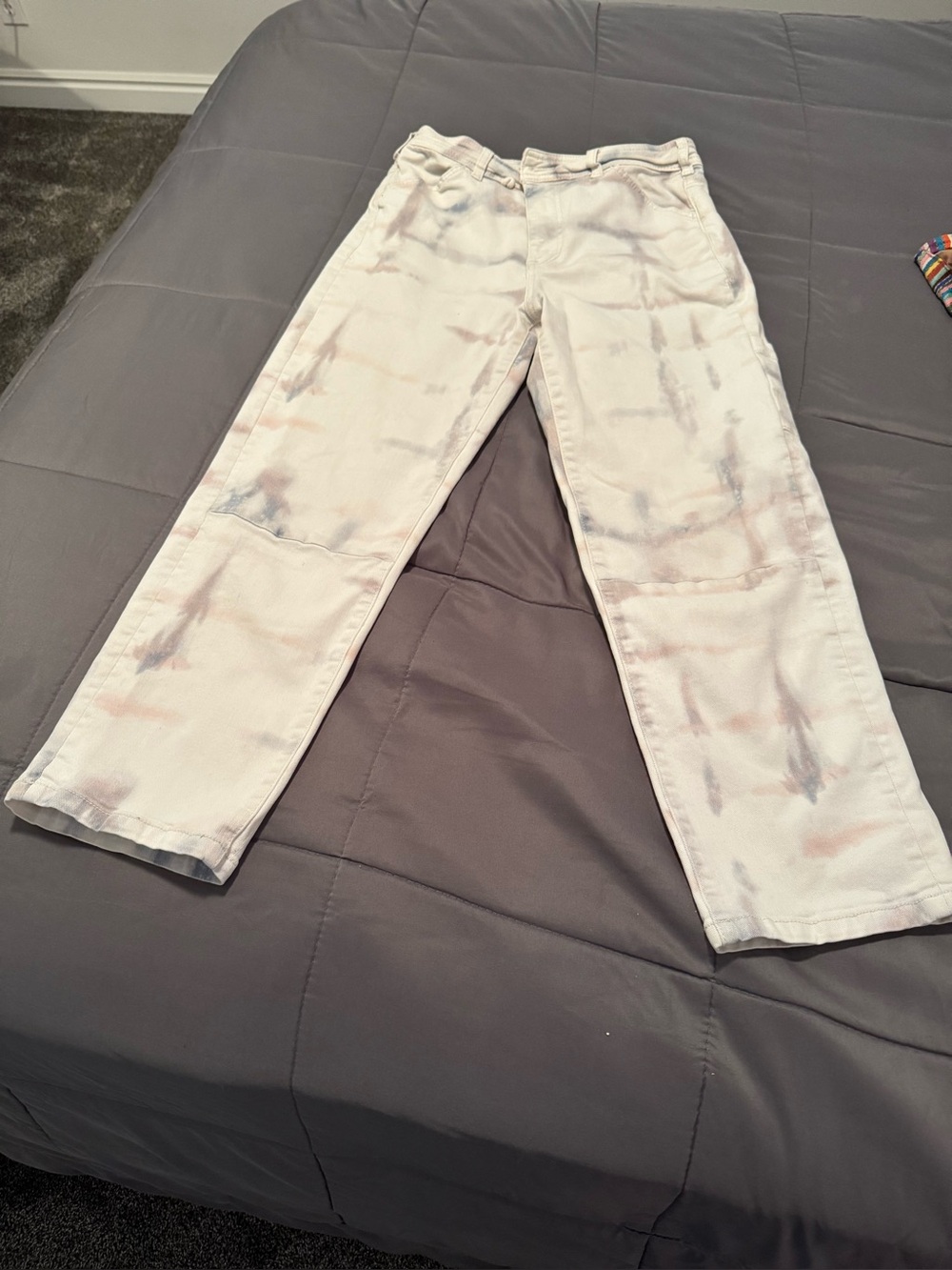 Anthropologie PILCRO Cream Tie Dye Copped Jeans